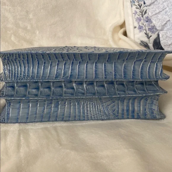 Brahmin Hailee Handbag, EUC - Picture 5 of 6